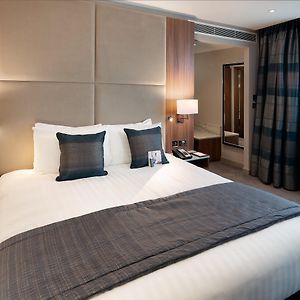 One-Bedroom King Suite